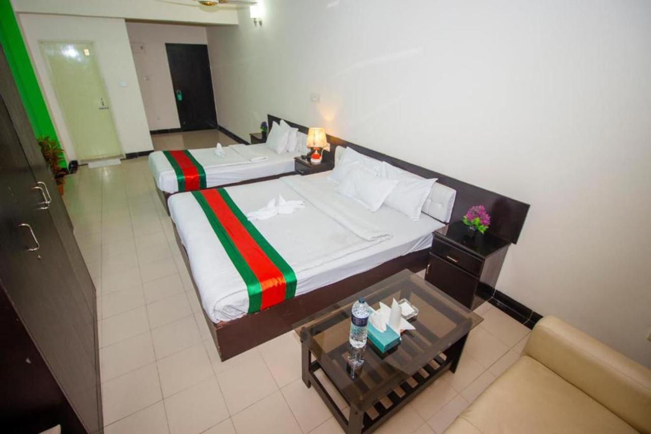 Hotel The Rahmania International Дакка Экстерьер фото