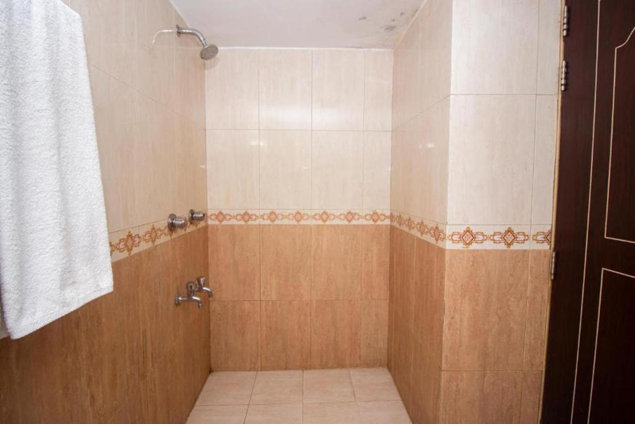 Hotel The Rahmania International Дакка Экстерьер фото