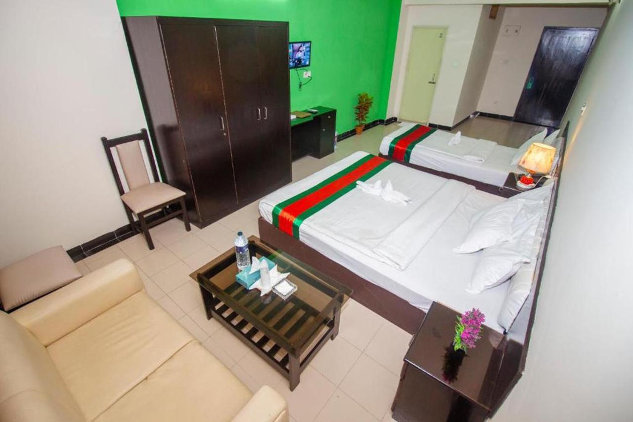 Hotel The Rahmania International Дакка Экстерьер фото