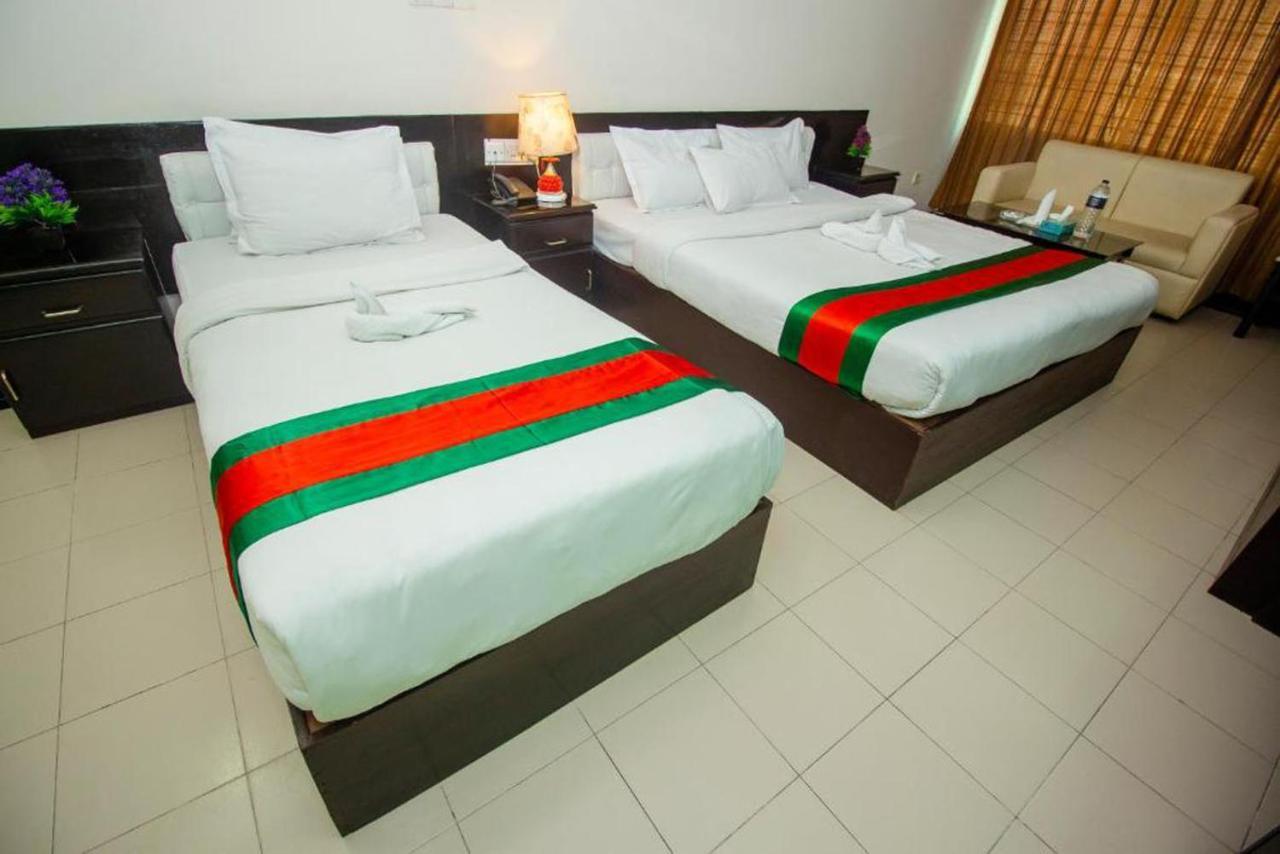 Hotel The Rahmania International Дакка Экстерьер фото